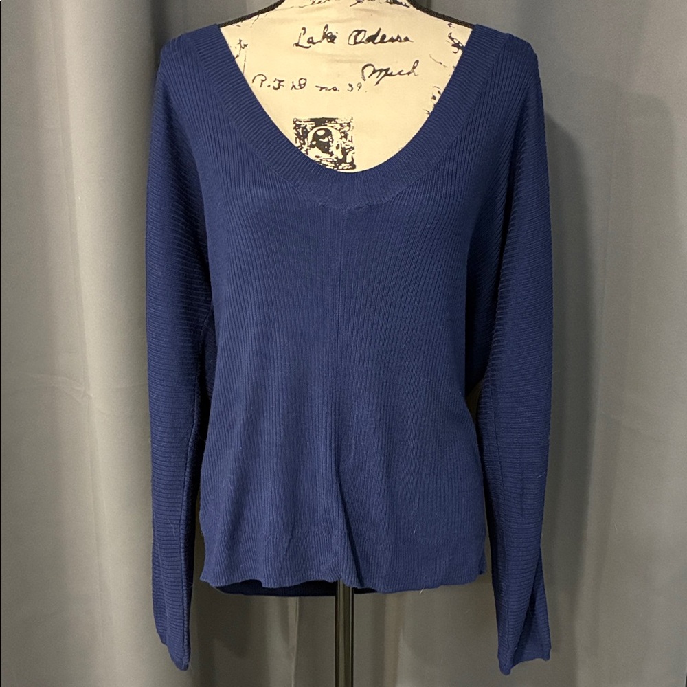 Dynamite Navy Knit Top